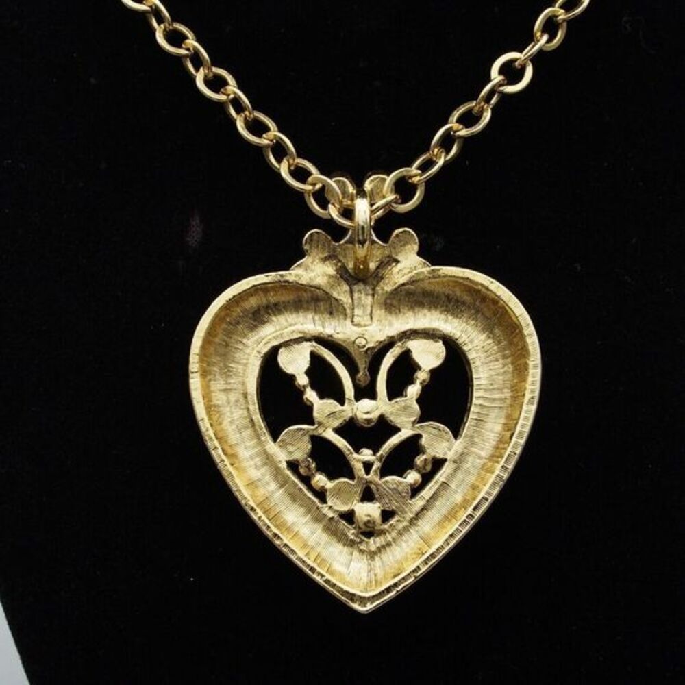 1990s Avon Romantic Heart Pendant Necklace - Picture 4 of 8